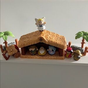 Fisher Price Little People Nativity Scene Playset with Angel and Figures